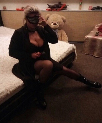 Анкета проститутки Оксанушка - город Шарнут, 28 лет, №12474